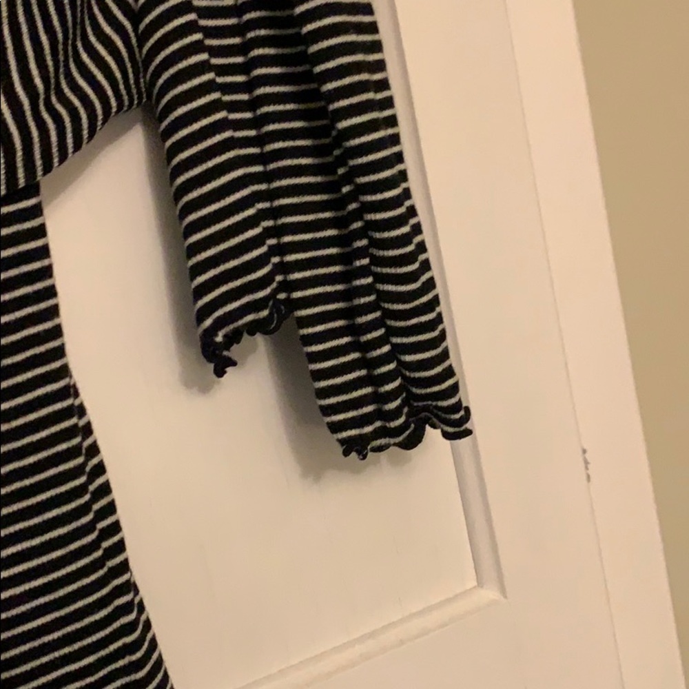 Gap Turtle Neck - image 3